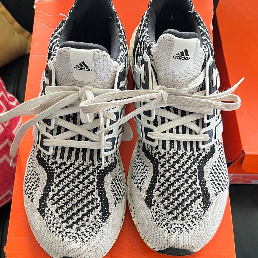 Ultraboost Adidas Monochrome Knit Sneakers - no box